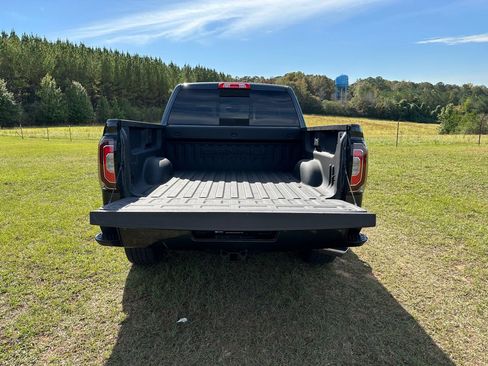 Used 2018 GMC Sierra 1500 Denali w/ Denali Ultimate Package image 21