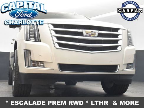 Used 2015 Cadillac Escalade Premium image 19