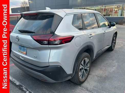 Certified 2023 Nissan Rogue SV image 3