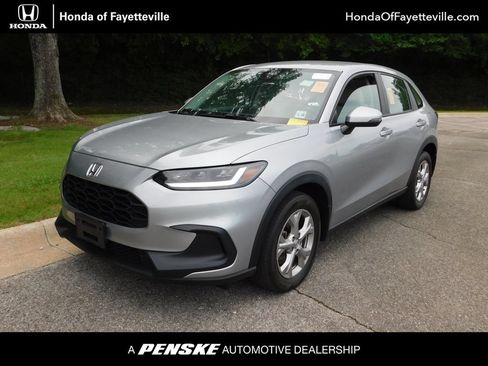 Used 2023 Honda HR-V LX image 1