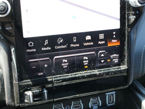 Used 2025 RAM 1500 Limited AWD/4WD image 28