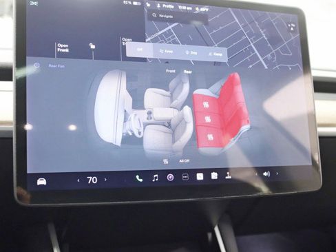 Used 2018 Tesla Model 3 image 16