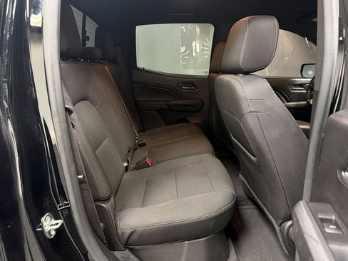 Used 2023 Chevrolet Colorado LT w/ LT Convenience Package image 16