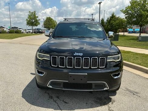 Used 2017 Jeep Grand Cherokee Limited w/ Luxury Group II AWD/4WD image 9