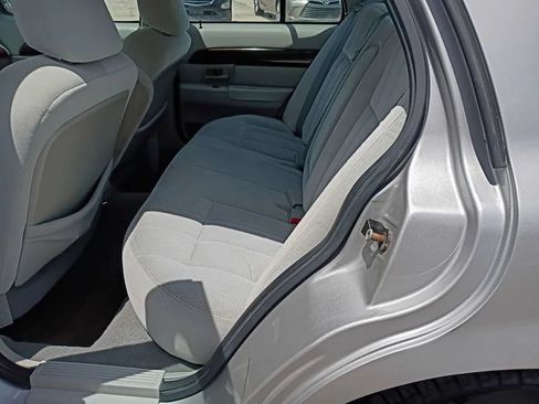 Used 2004 Mercury Grand Marquis GS RWD image 14