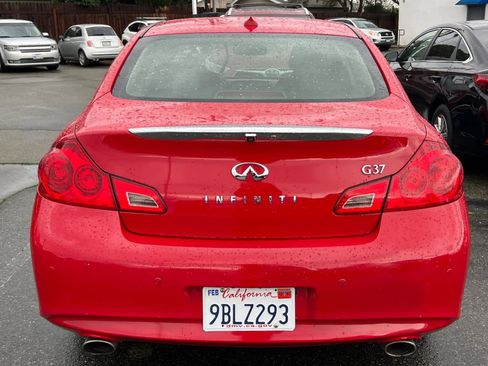 Used 2012 INFINITI G37 Journey w/ Premium Pkg image 5