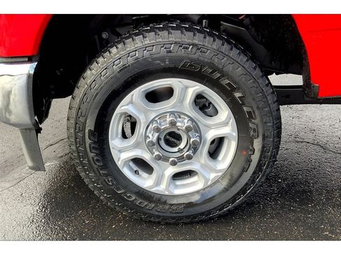 New 2026 Ford F350 XLT w/ FX4 Off-Road Package image 13