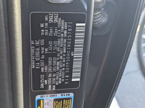 Certified 2022 Kia Telluride SX w/ SX Prestige Package image 34