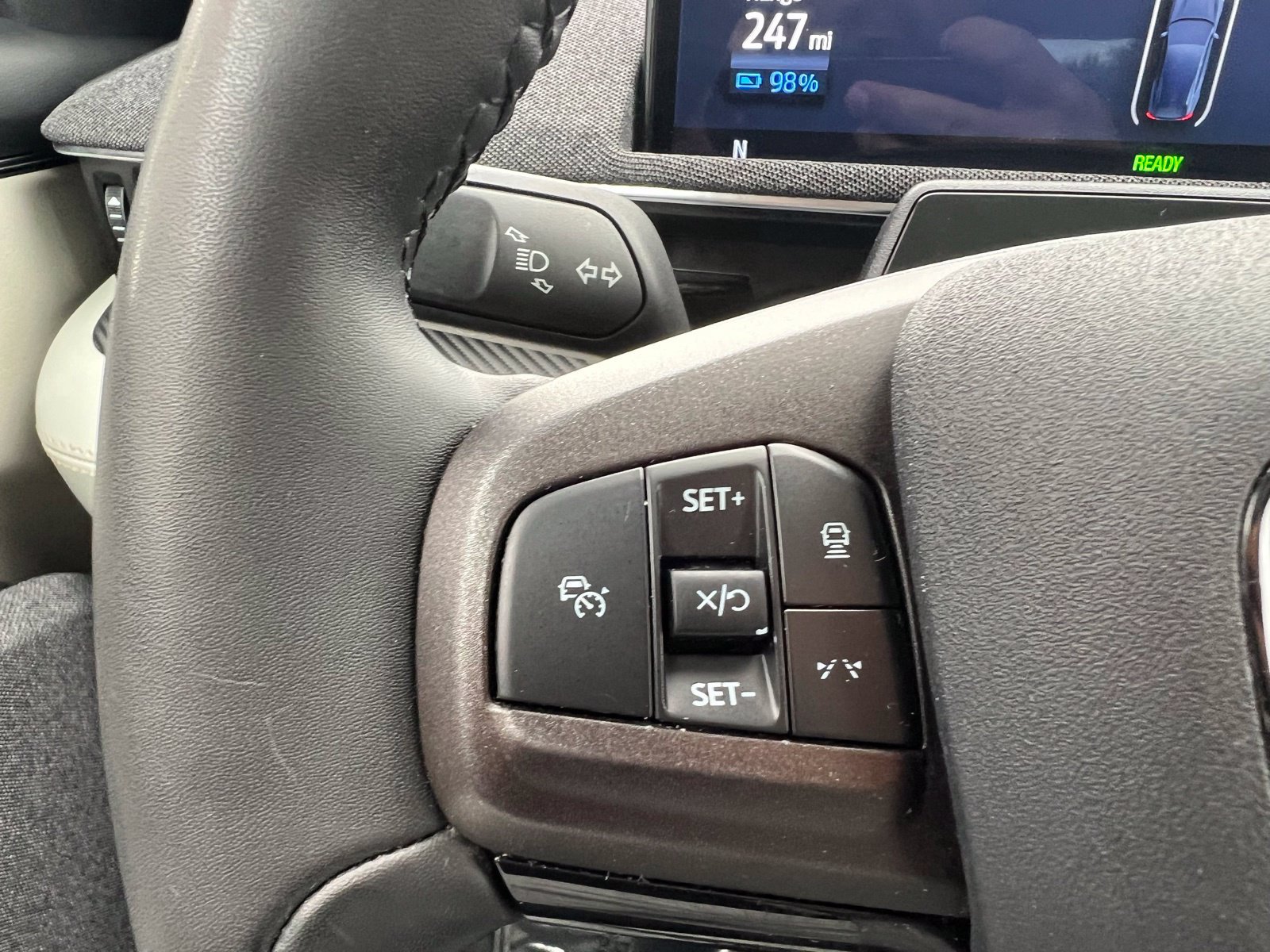 Used 2022 Ford Mustang Mach-E Premium RWD image 32