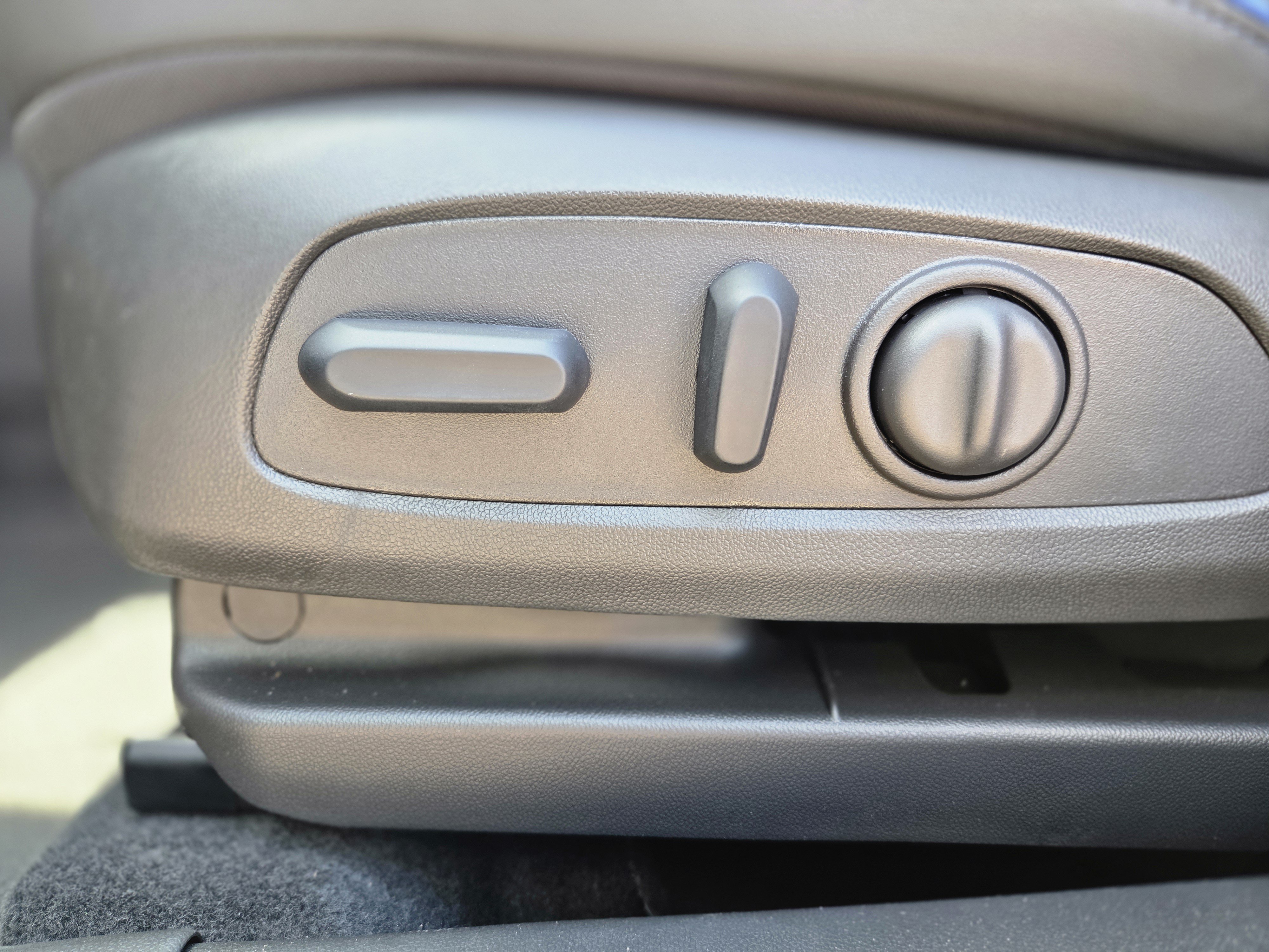 New 2026 Buick Encore GX Sport Touring w/ Advanced Technology Package FWD image 19