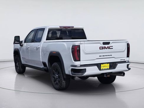 Used 2024 GMC Sierra 2500 AT4 w/ AT4 Premium Plus Package AWD/4WD image 6