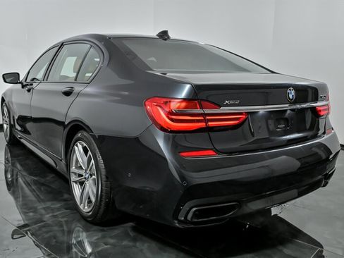 Used 2016 BMW 750i xDrive AWD/4WD image 8