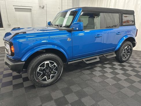 Used 2024 Ford Bronco Outer Banks image 5