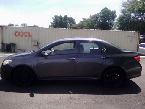 Used 2010 Toyota Corolla FWD image 6