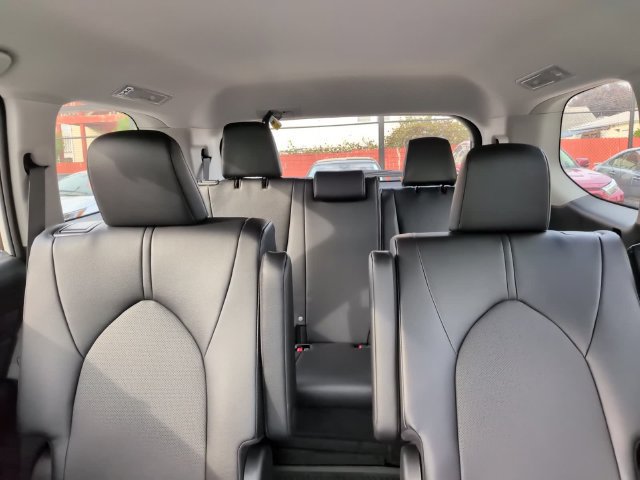 Used 2026 Toyota Grand Highlander XLE FWD image 23