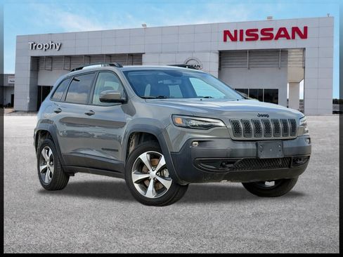 Used 2020 Jeep Cherokee Latitude w/ Quick Order Package 26F North AWD/4WD image 1