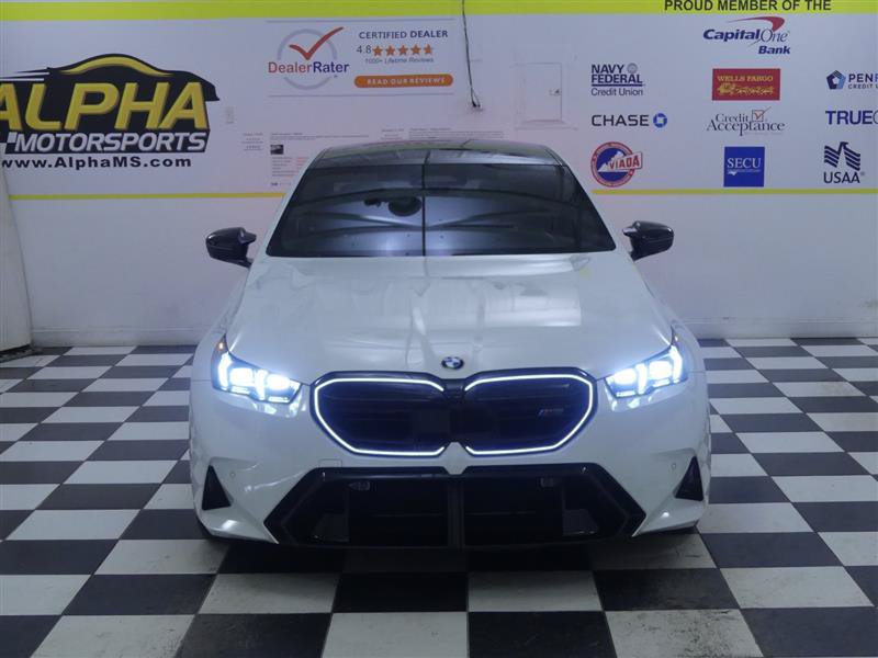 Used 2026 BMW M5 w/ Executive Package AWD/4WD image 2