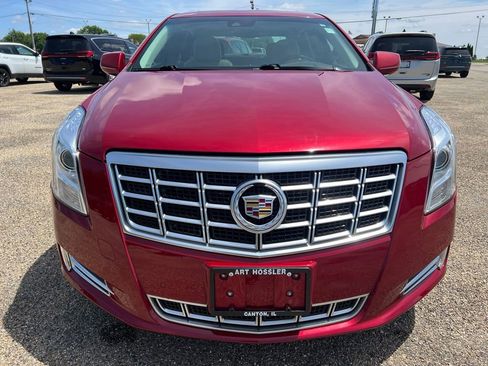 Used 2013 Cadillac XTS Luxury w/ Driver Awareness Package FWD image 8