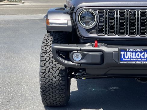 New 2026 Jeep Wrangler Unlimited Rubicon AWD/4WD image 7