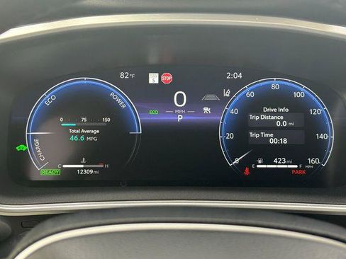Certified 2026 Toyota Corolla XLE FWD image 24