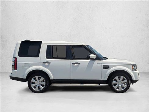 Used 2016 Land Rover LR4 HSE AWD/4WD image 4