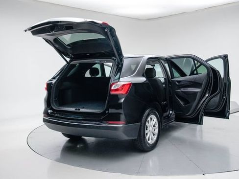 Used 2018 Chevrolet Equinox LT FWD image 21