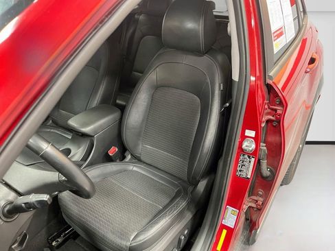 Used 2020 Hyundai Kona Ultimate AWD/4WD image 20