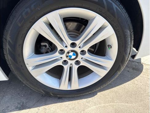 Used 2018 BMW 328d Sedan RWD image 15