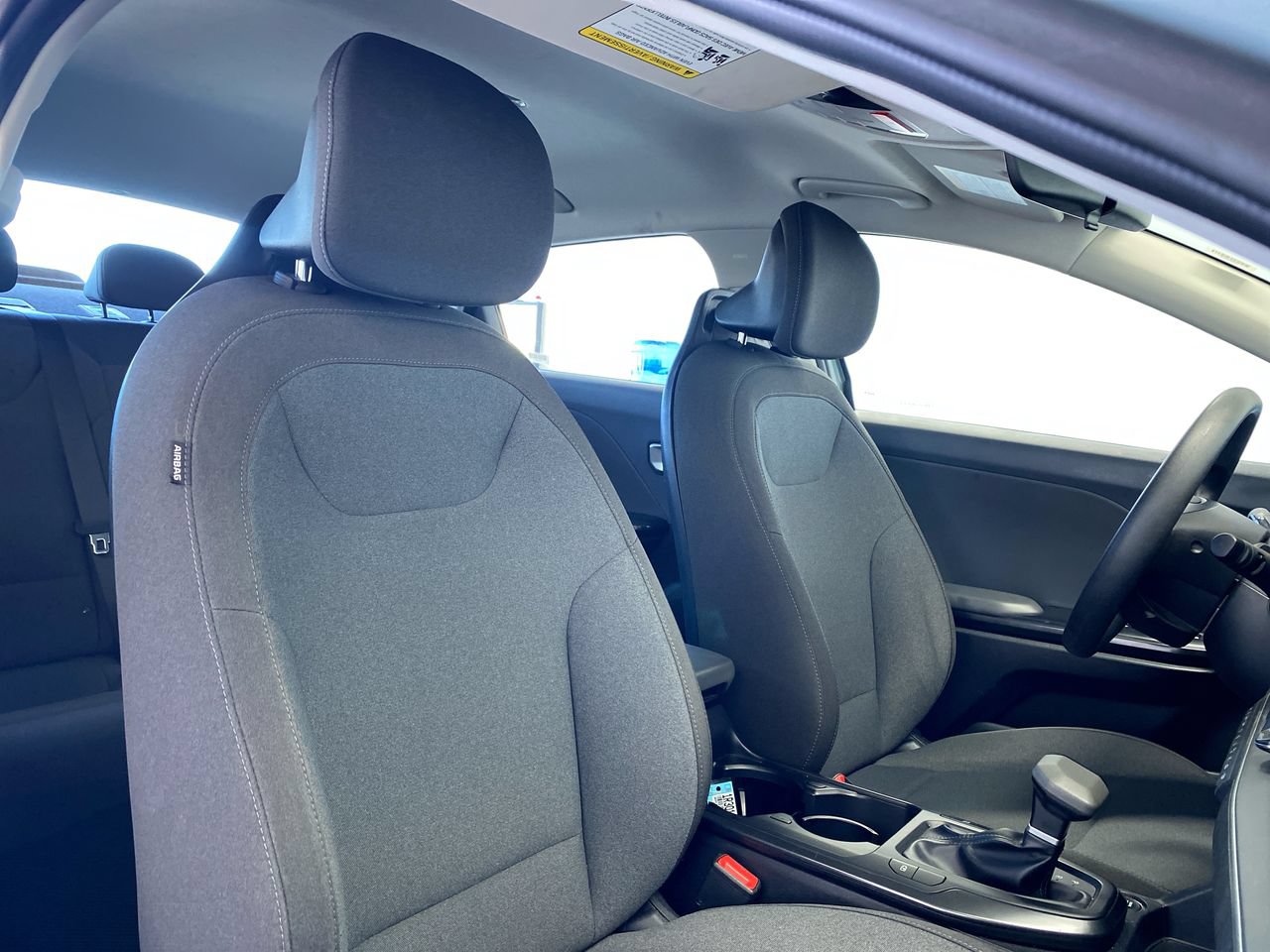 Certified 2025 Kia K4 FWD image 30