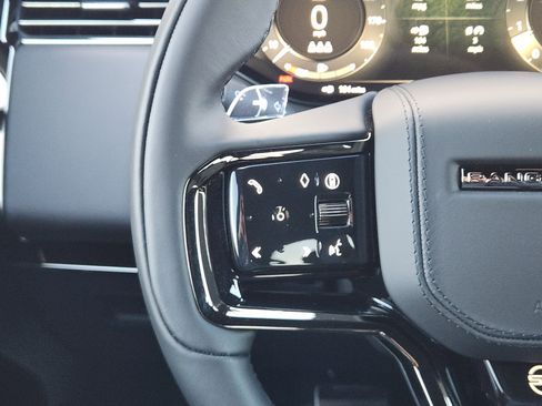 New 2026 Land Rover Range Rover Sport SV image 29