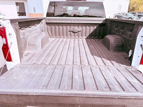 Used 2023 Chevrolet Silverado 1500 LTZ image 12