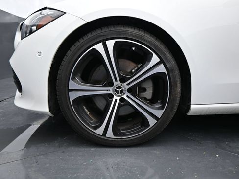 Used 2025 Mercedes-Benz C 300 Sedan image 30