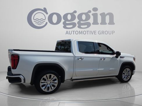 Used 2020 GMC Sierra 1500 Denali w/ Denali Ultimate Package AWD/4WD image 5
