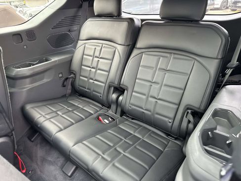 Used 2026 Kia EV9 Land w/ Nightfall Edition Package AWD/4WD image 12