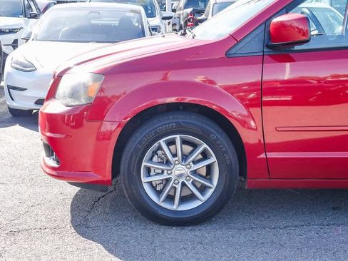 Used 2014 Dodge Grand Caravan R/T image 9