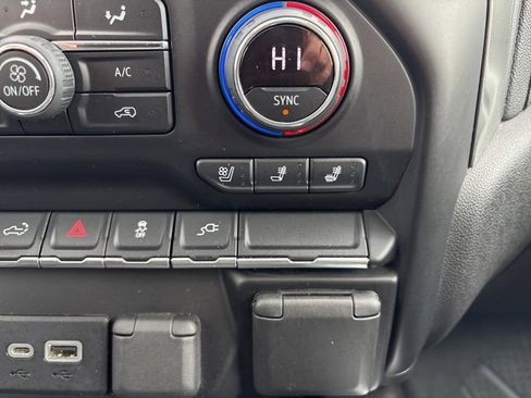 Used 2021 Chevrolet Silverado 3500 LTZ w/ LTZ Convenience Package image 37