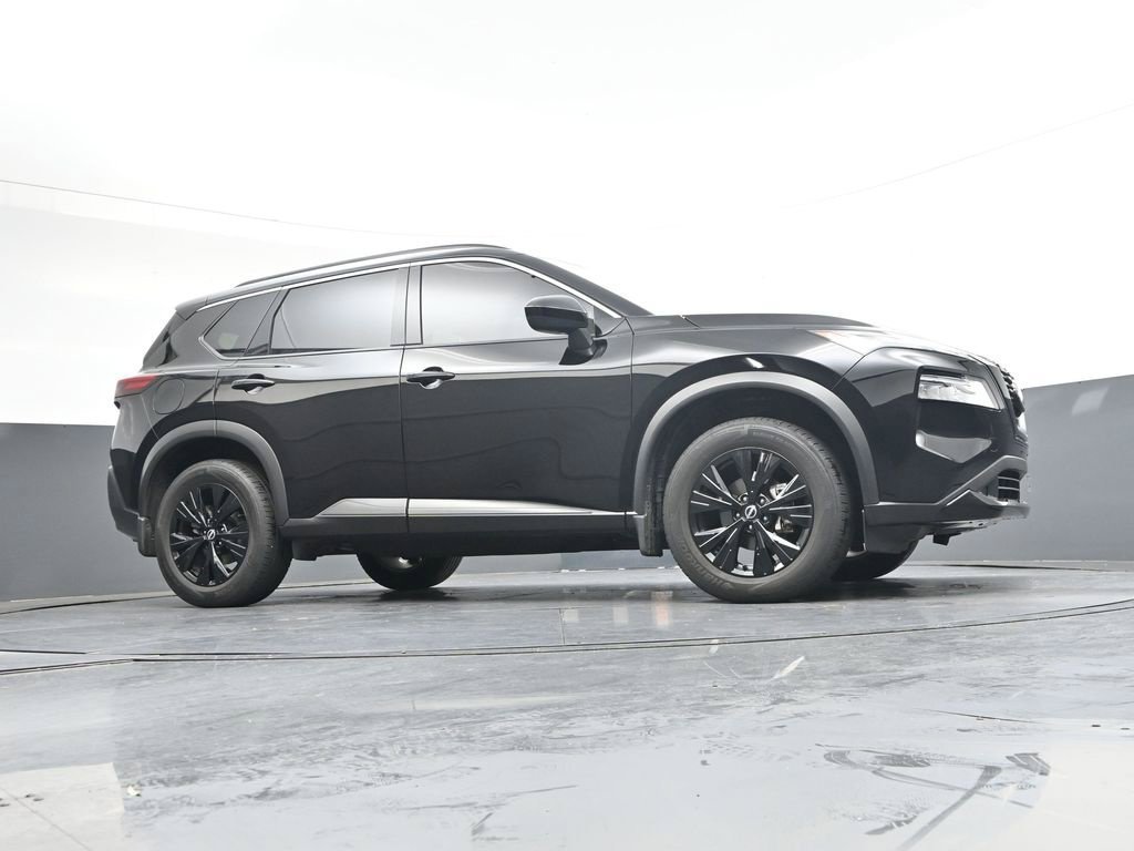 Certified 2023 Nissan Rogue SV w/ SV Premium B Package AWD/4WD image 38