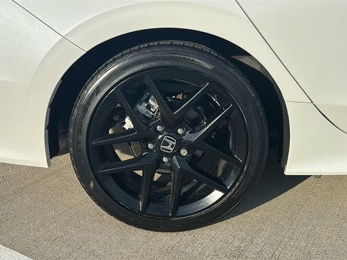 Used 2024 Honda Civic Sport image 16