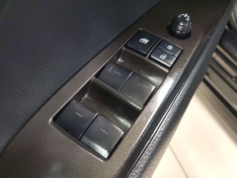 Used 2024 Toyota Camry SE image 18