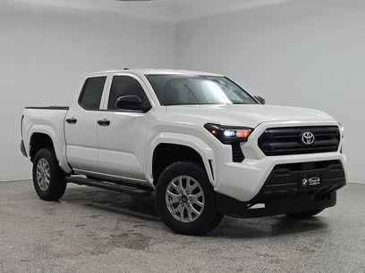 Used 2025 Toyota Tacoma SR