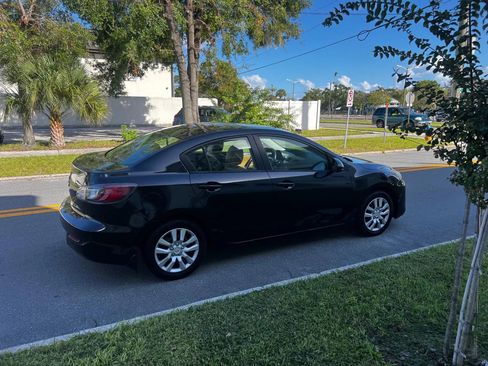 Used 2012 MAZDA MAZDA3 i Sport image 5