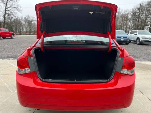 Used 2016 Chevrolet Cruze LT FWD image 8
