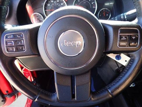 Used 2018 Jeep Wrangler Unlimited Sport w/ Connectivity Group AWD/4WD image 12