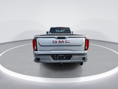 Used 2022 GMC Sierra 3500 SLT w/ SLT Convenience Package image 7