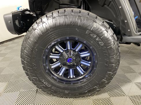 Used 2021 Jeep Wrangler Unlimited Rubicon 4xe w/ Steel Bumper Group image 15