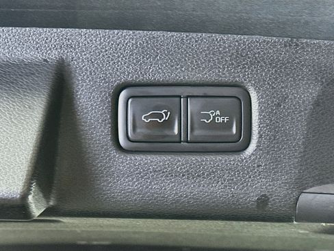 Used 2025 Kia Telluride S FWD image 32