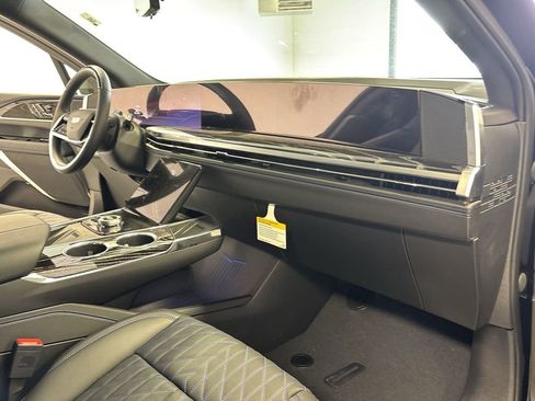 New 2025 Cadillac Escalade IQ Sport 1 image 38