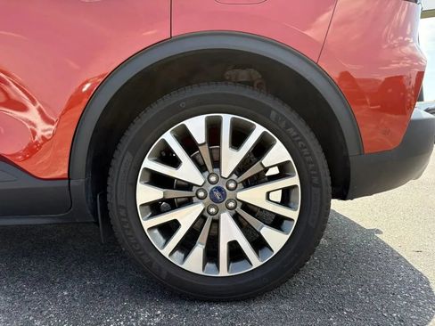 Used 2020 Ford Escape Titanium AWD/4WD image 30