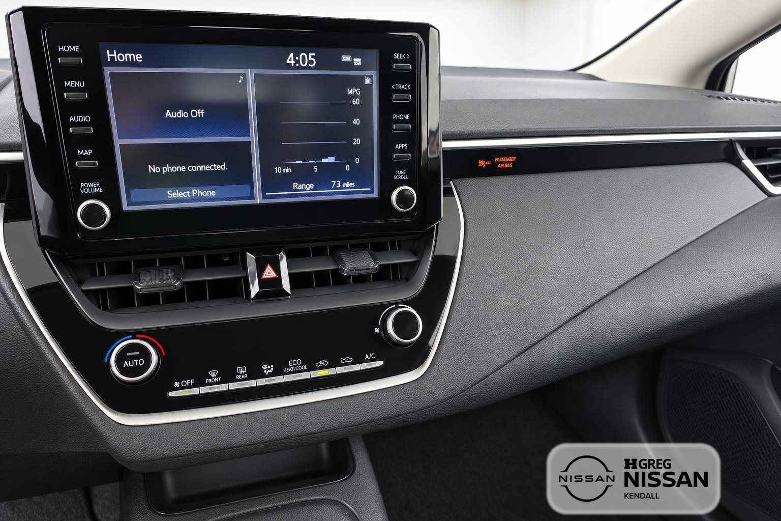 Used 2022 Toyota Corolla LE FWD image 10