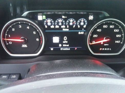 Used 2022 Chevrolet Silverado 2500 High Country image 11